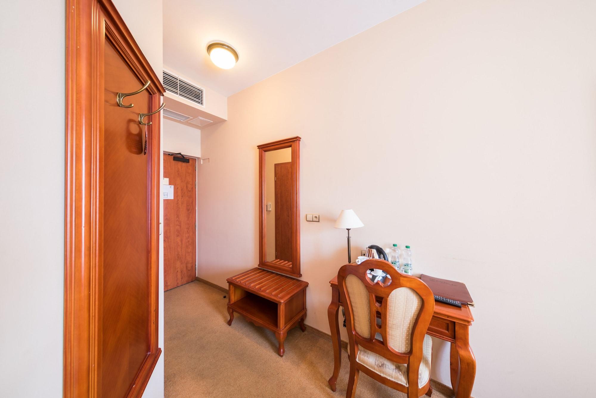 Hotel Europejski Wroclaw Centrum Bagian luar foto