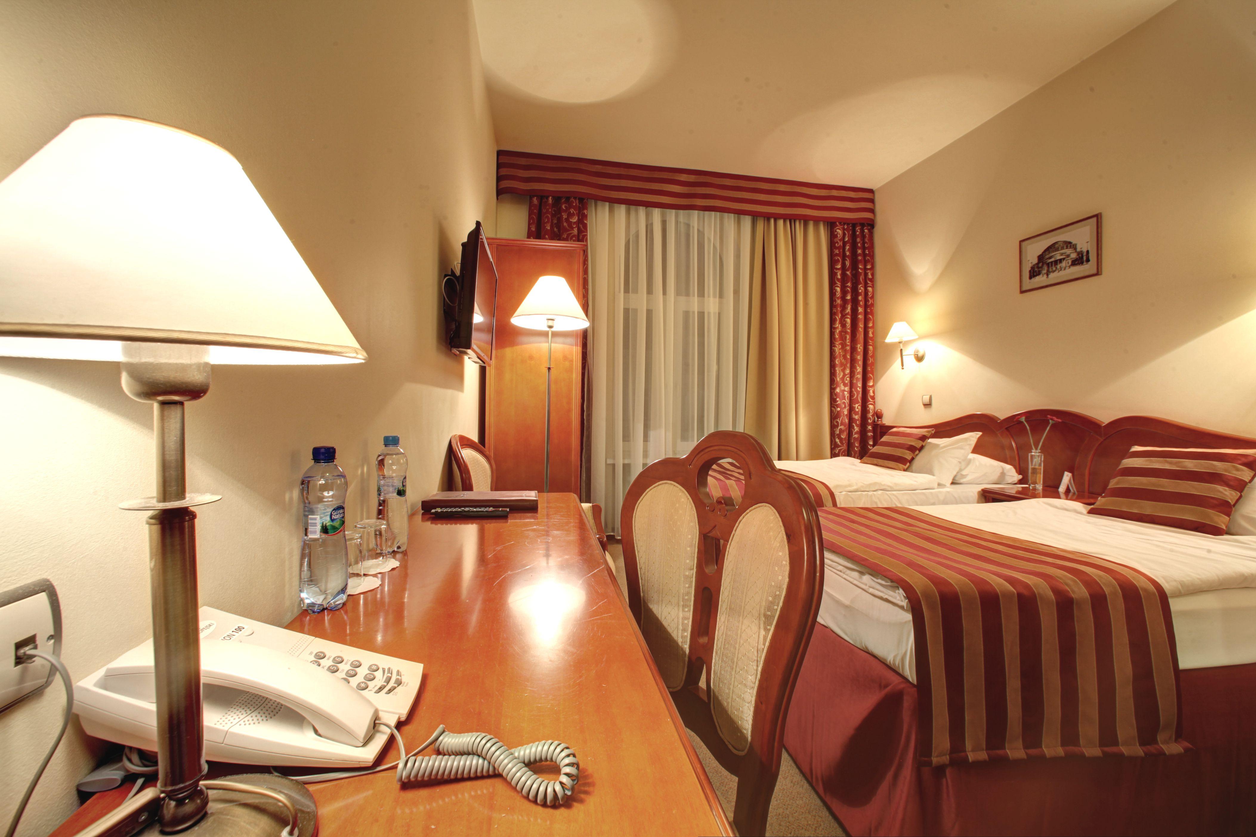 Hotel Europejski Wroclaw Centrum Bagian luar foto