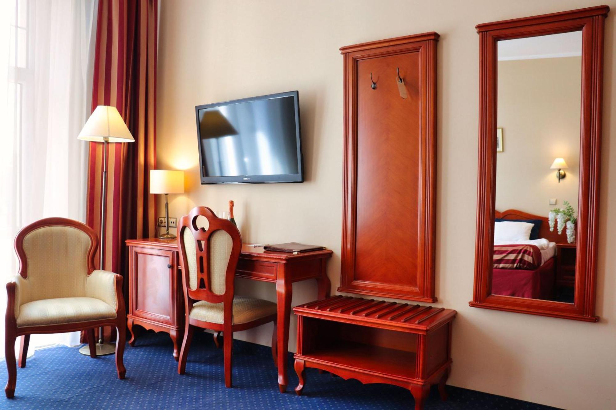 Hotel Europejski Wroclaw Centrum Bagian luar foto